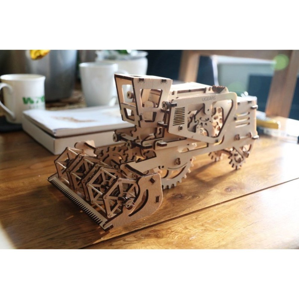 Механический 3D-пазл UGEARS Комбайн