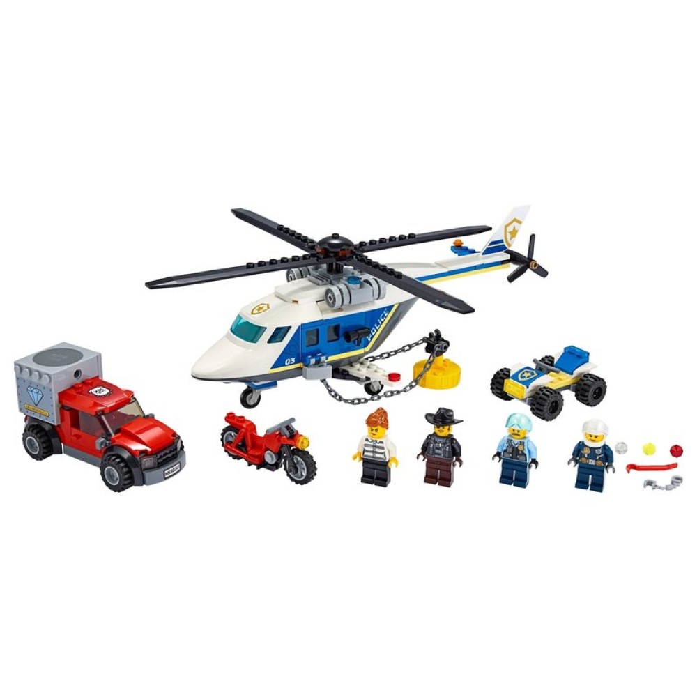 Конструктор LEGO City Погоня на полицейском вертолете (60243)