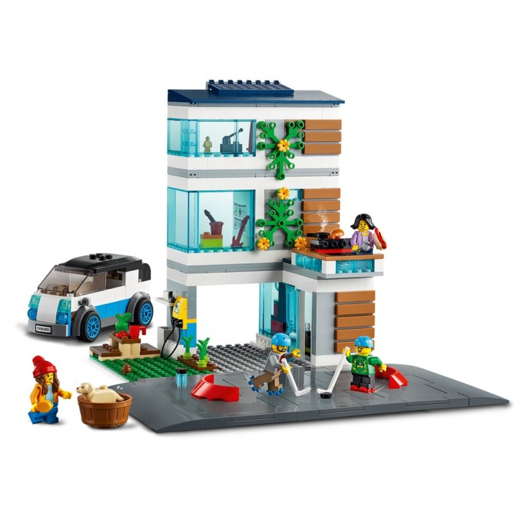 Конструктор LEGO City Современный дом для семьи (60291)