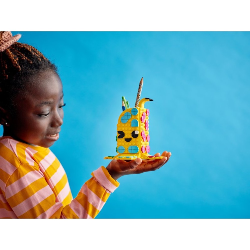 Конструктор LEGO DOTS Подставка для карандашей Милый банан 41948