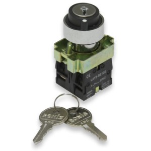 Переключатель ИЭК LAY5-BG45, на 2 положения с ключом (BSW80-BG-2-K02)